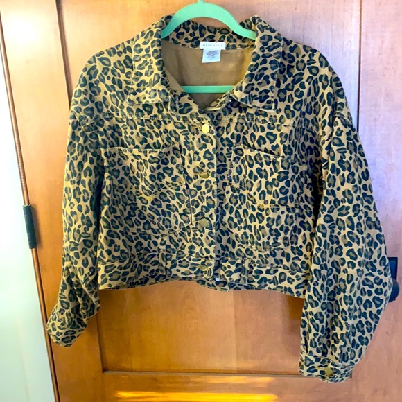 Main Strip leopard jean jacket - Picture 1 of 3